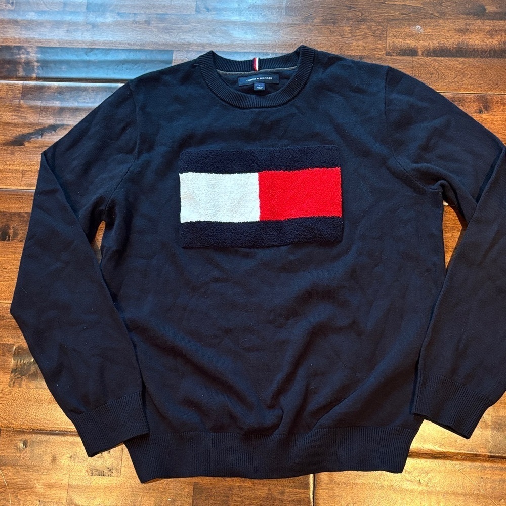 Tommy Hilfiger Men's Navy Sweater with Red and White Logo